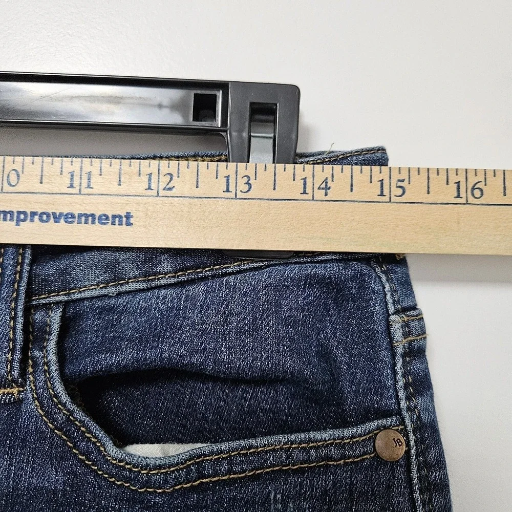 Judy Blue High Rise Capri Jeans Womens 9/29 Dark Wash Distressed‎ Ripped Denim